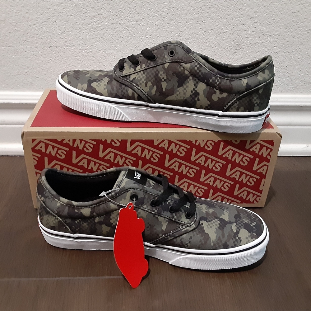 Vans - Picture 3 of 4